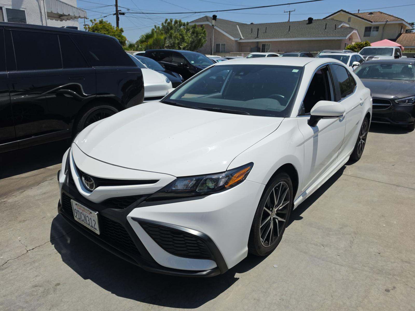 2023 Toyota Camry SE FWD