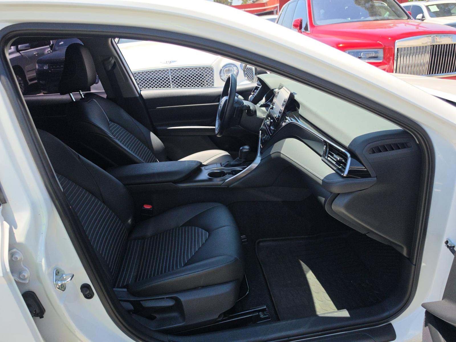 2023 Toyota Camry SE FWD