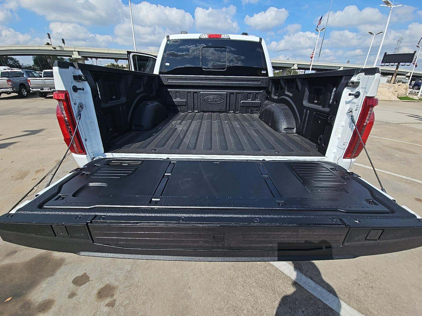 2024 Ford F-150 XLT AWD