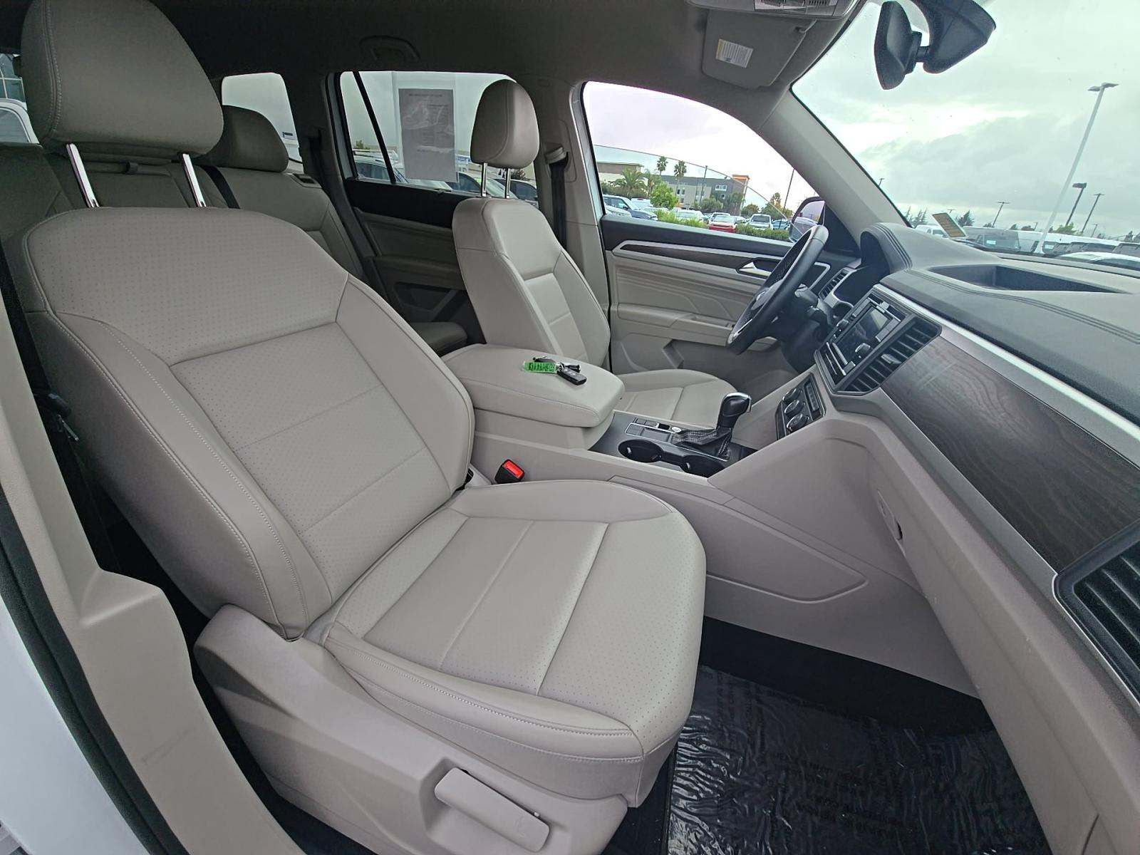 2023 Volkswagen Atlas 2.0T SE FWD