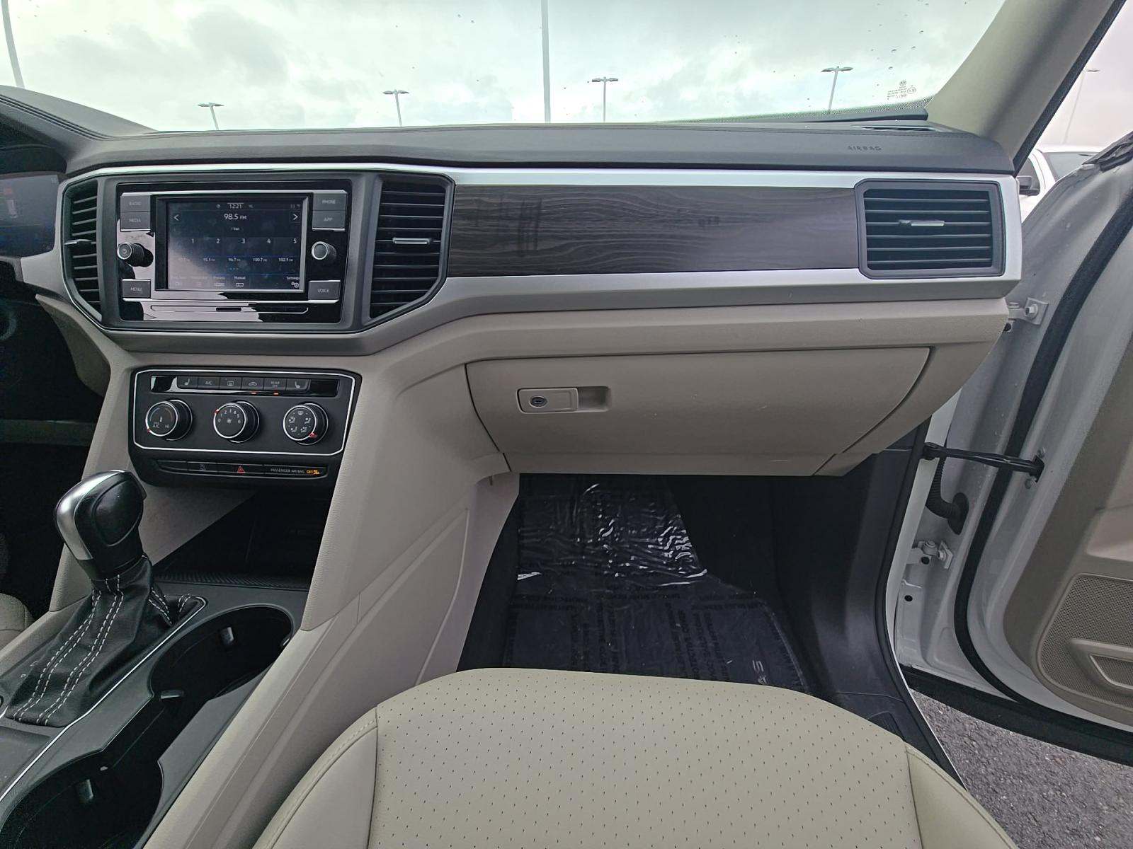 2023 Volkswagen Atlas 2.0T SE FWD