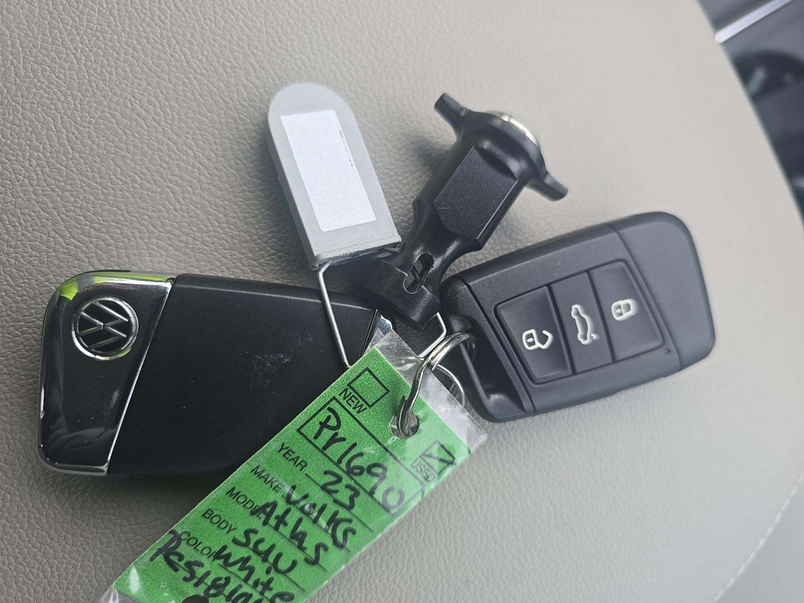 2023 Volkswagen Atlas 2.0T SE FWD