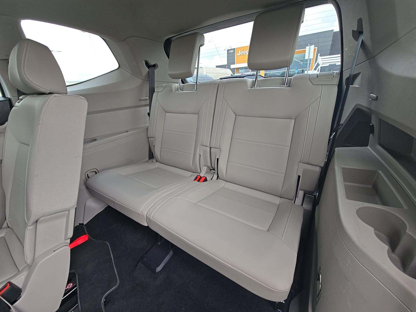 2023 Volkswagen Atlas 2.0T SE FWD