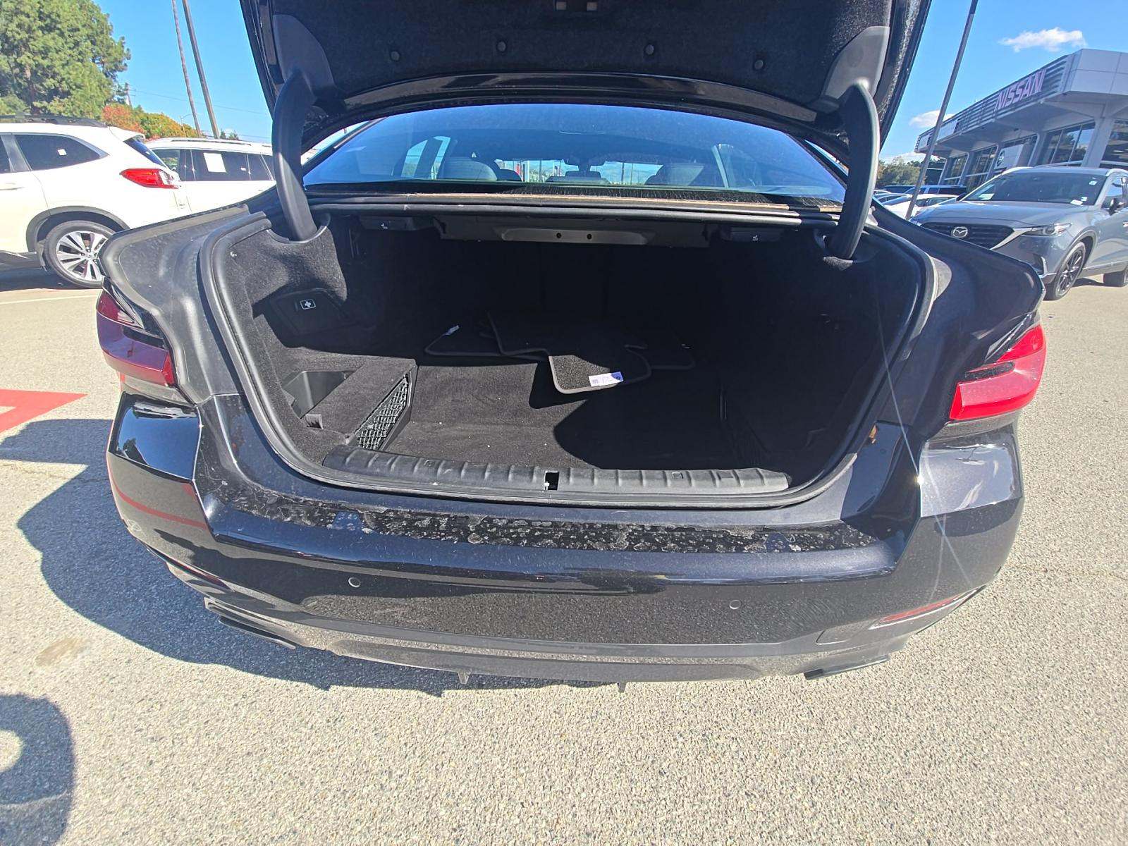 2022 BMW 5 Series 530e RWD