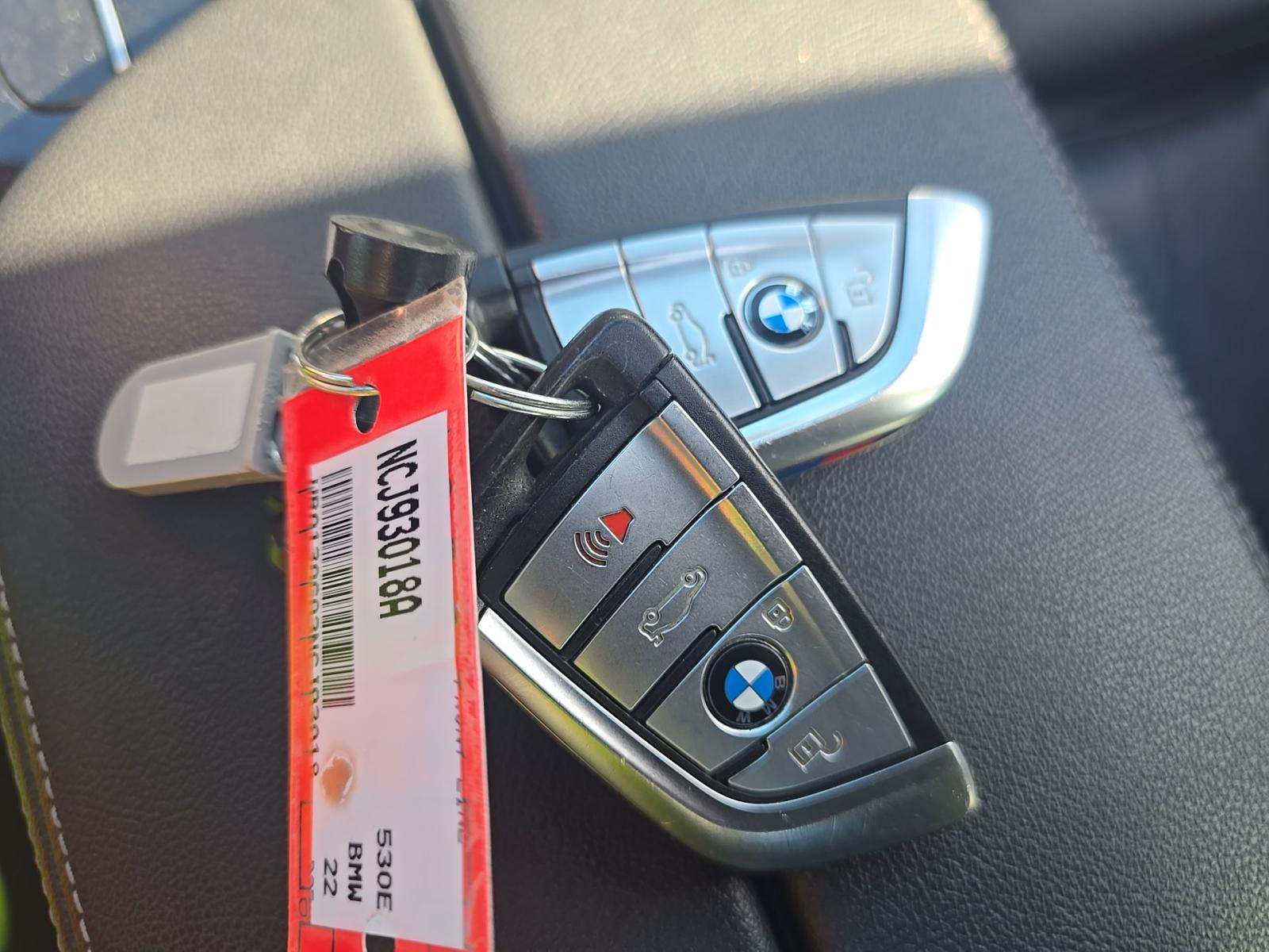 2022 BMW 5 Series 530e RWD