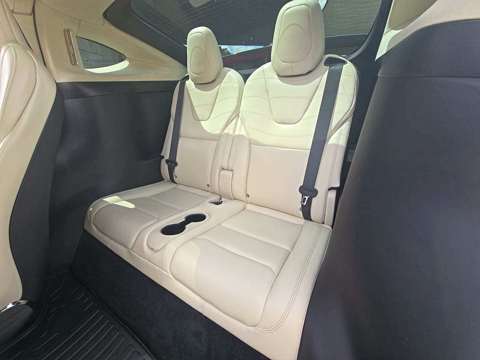 2017 Tesla Model X 75D AWD