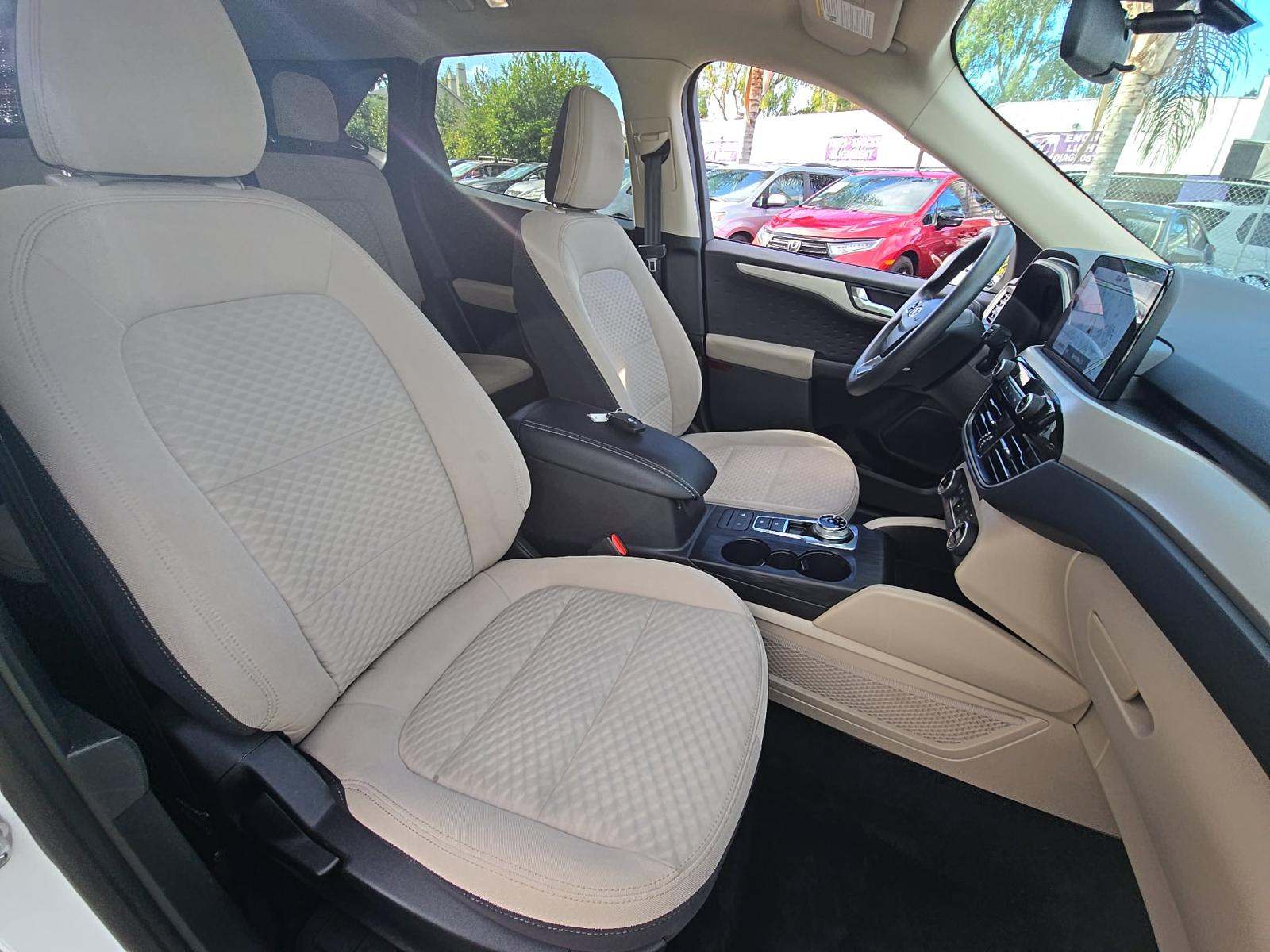 2020 Ford Escape SE FWD