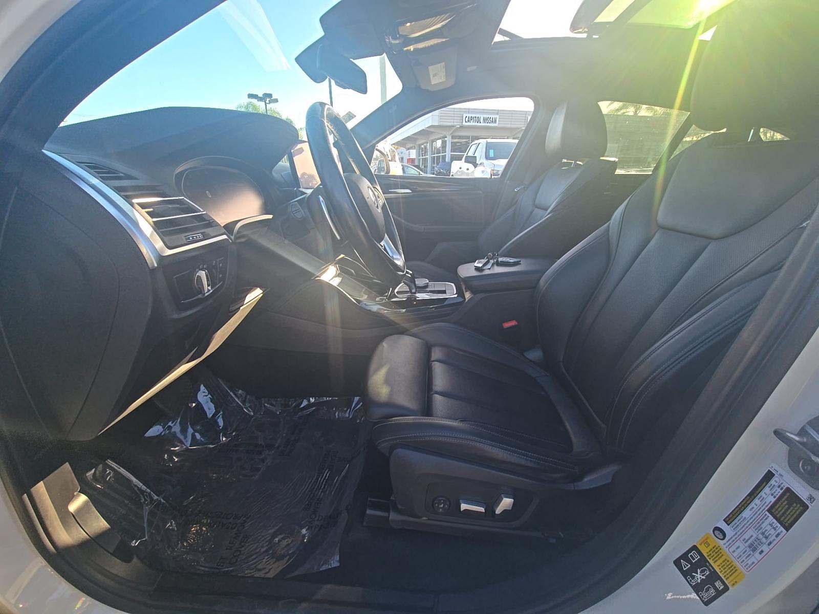 2023 BMW X4 xDrive30i AWD