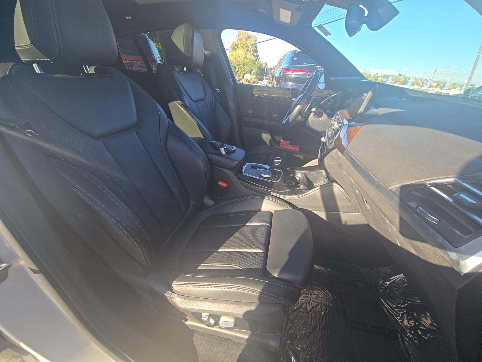 2023 BMW X4 xDrive30i AWD