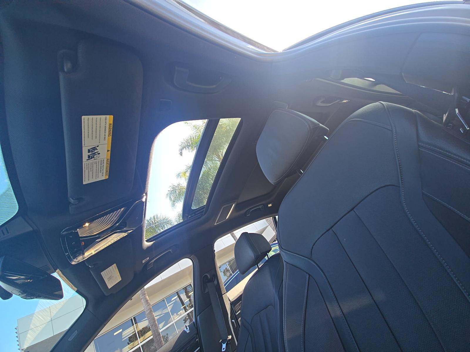 2022 BMW 7 Series 740i RWD