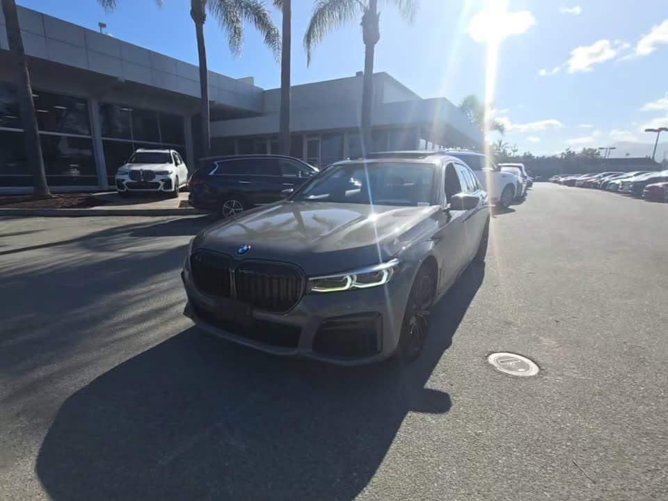 2022 BMW 7 Series 740i RWD