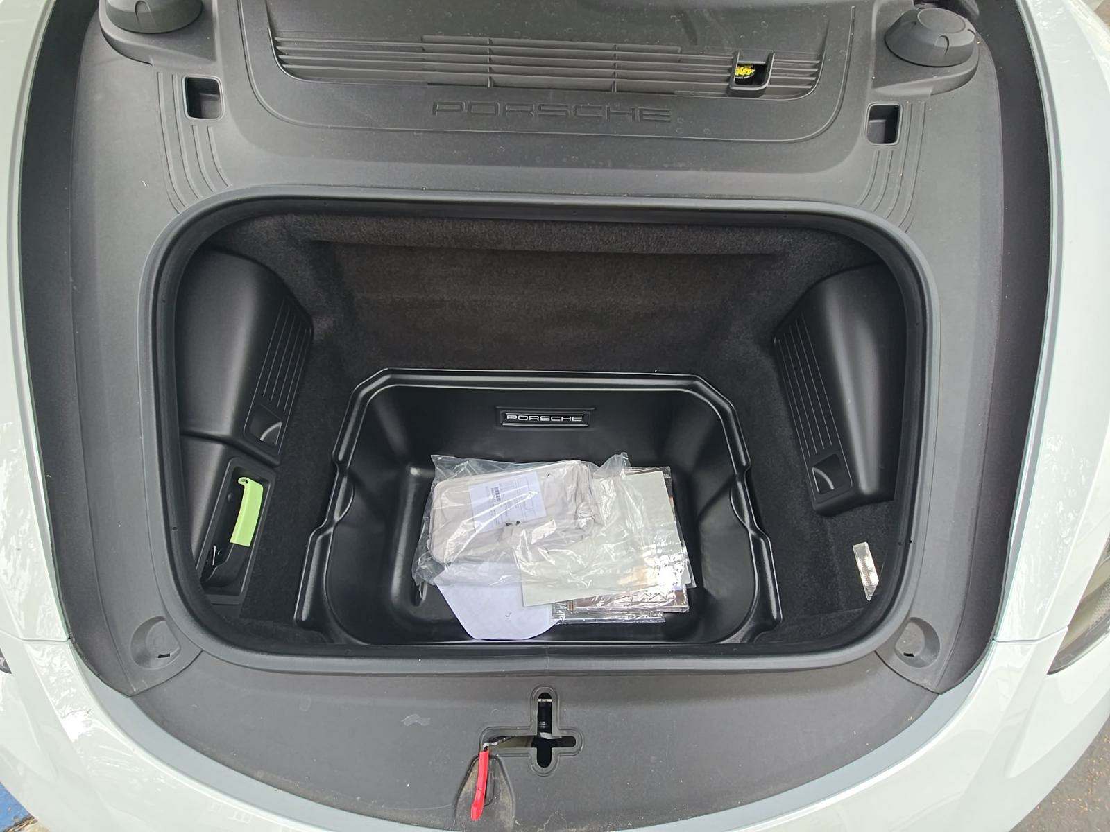 2023 Porsche 718 Cayman S RWD