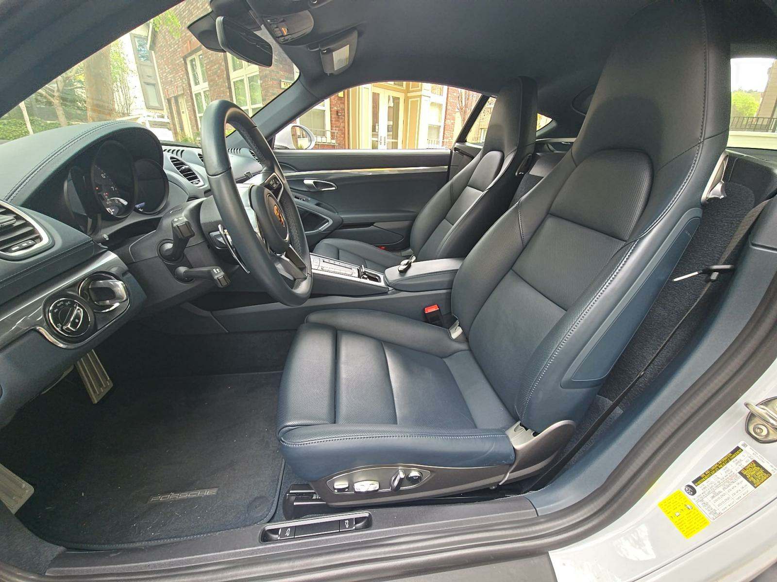 2023 Porsche 718 Cayman S RWD