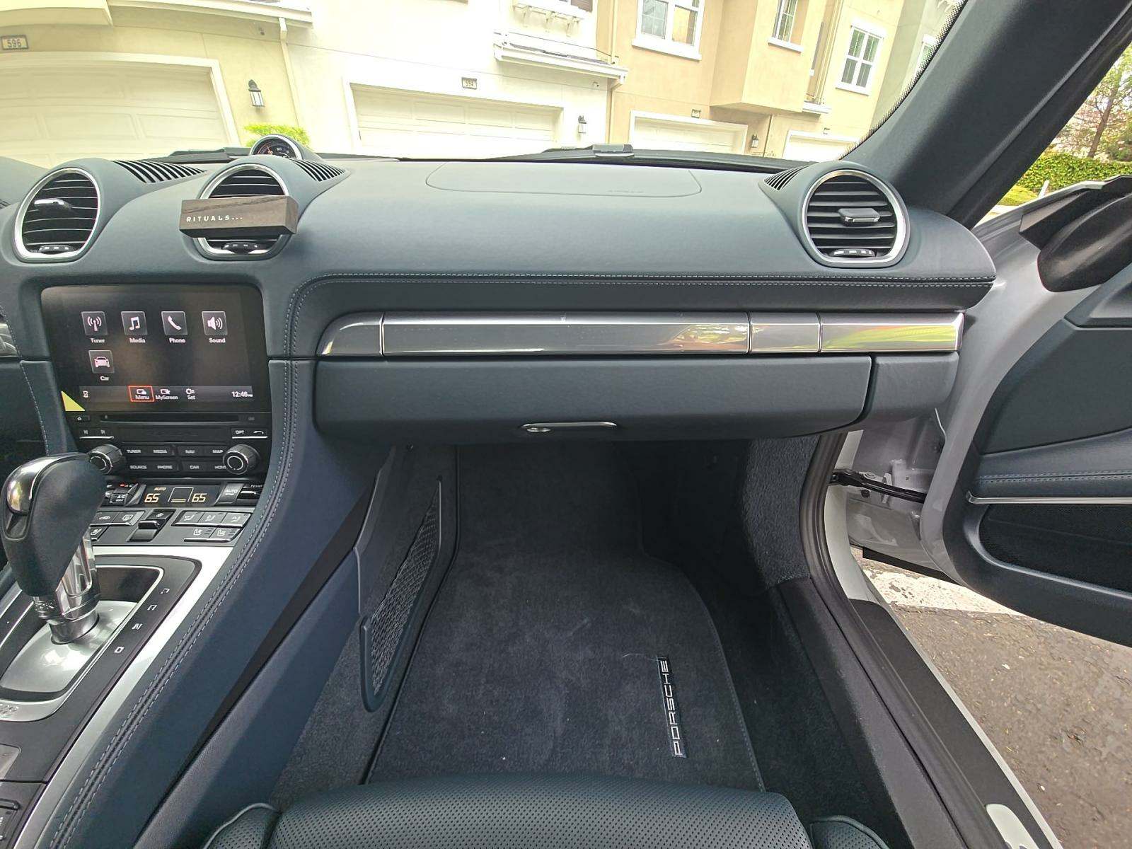 2023 Porsche 718 Cayman S RWD