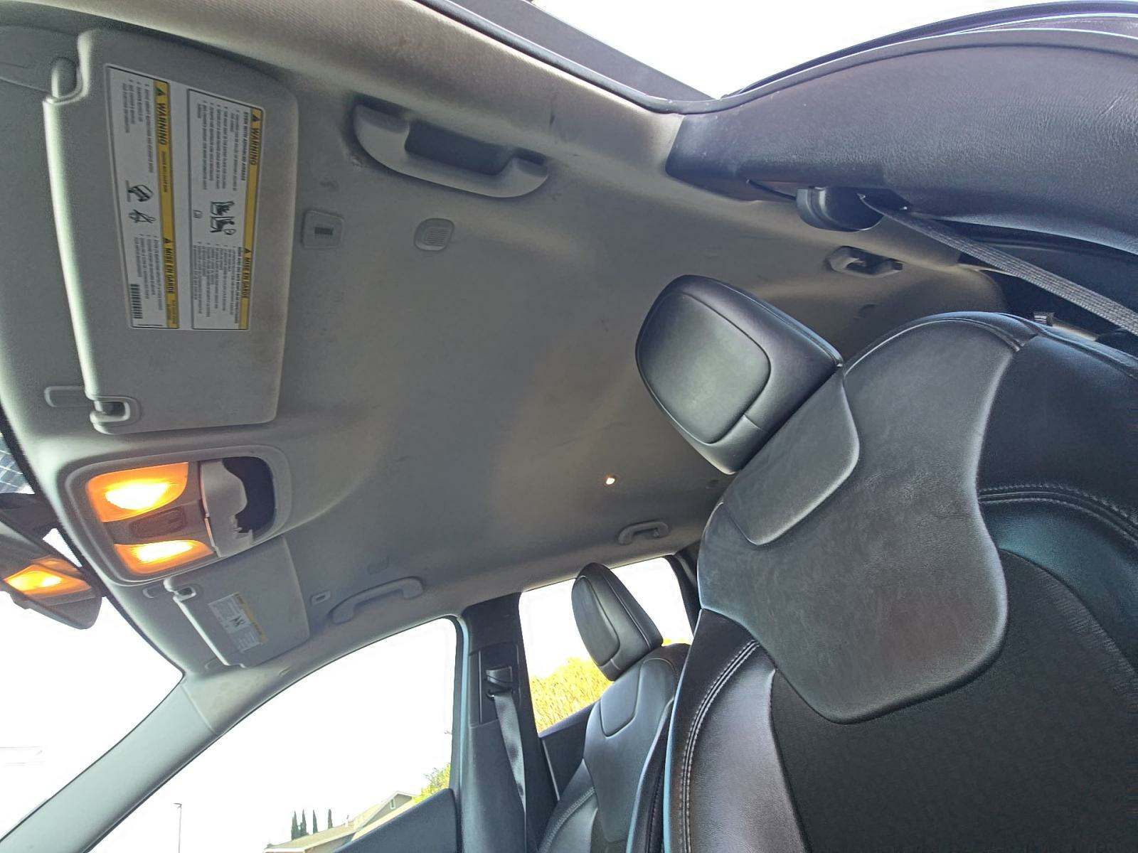 2019 Jeep Cherokee Latitude Altitude Edition FWD