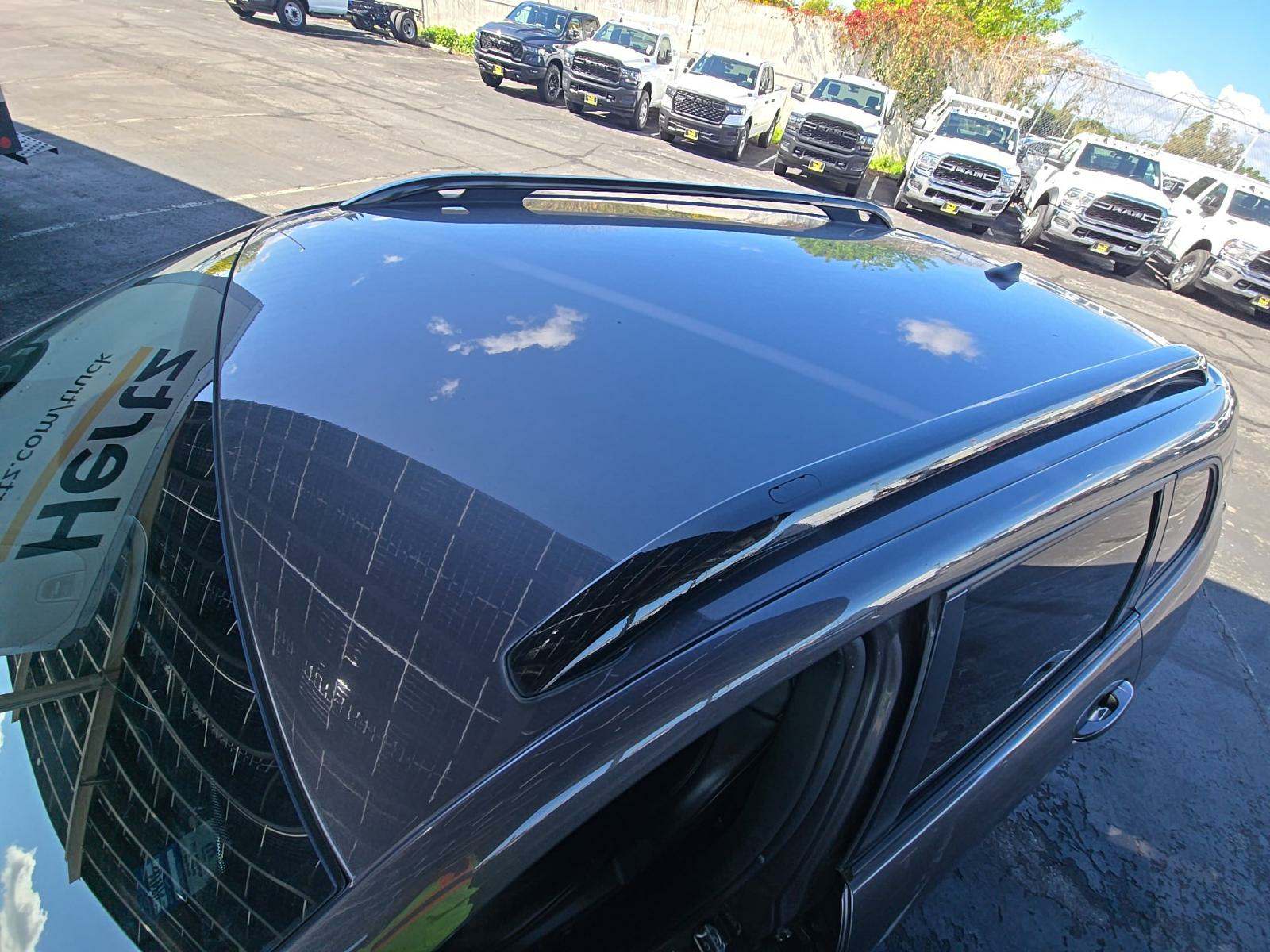 2019 Jeep Cherokee Latitude Altitude Edition FWD