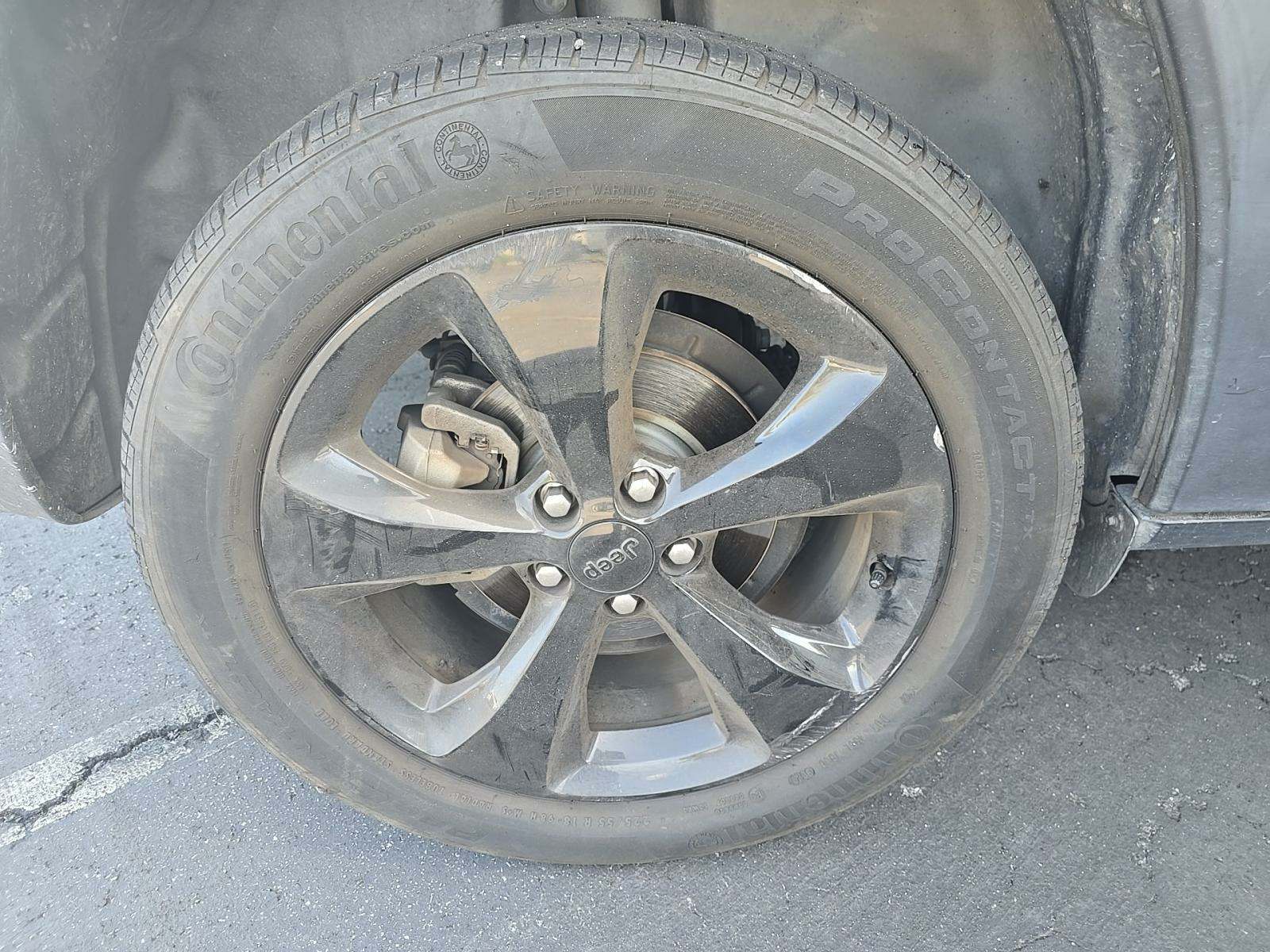 2019 Jeep Cherokee Latitude Altitude Edition FWD