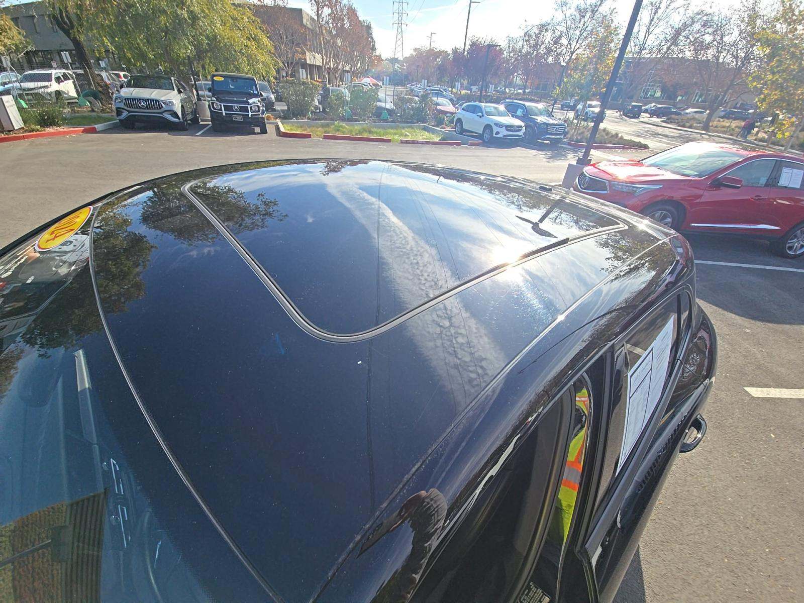 2024 Porsche Macan Base AWD