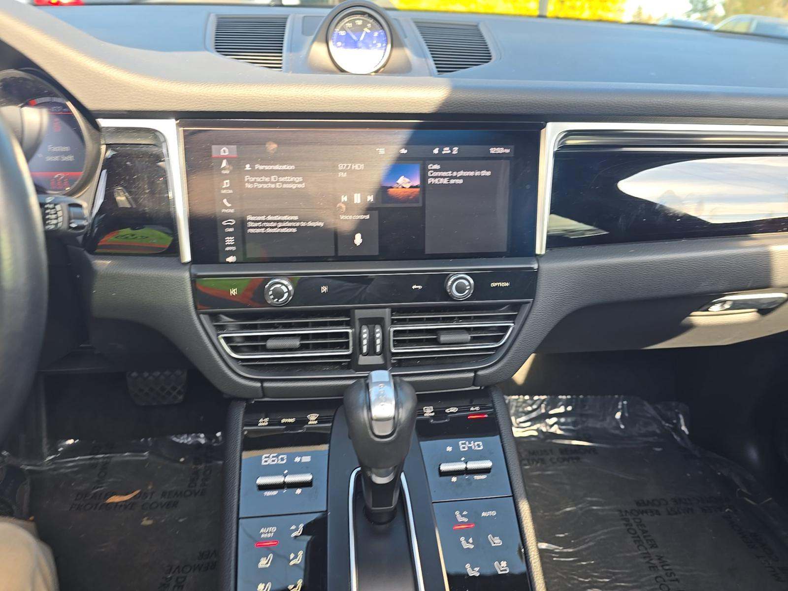 2024 Porsche Macan Base AWD