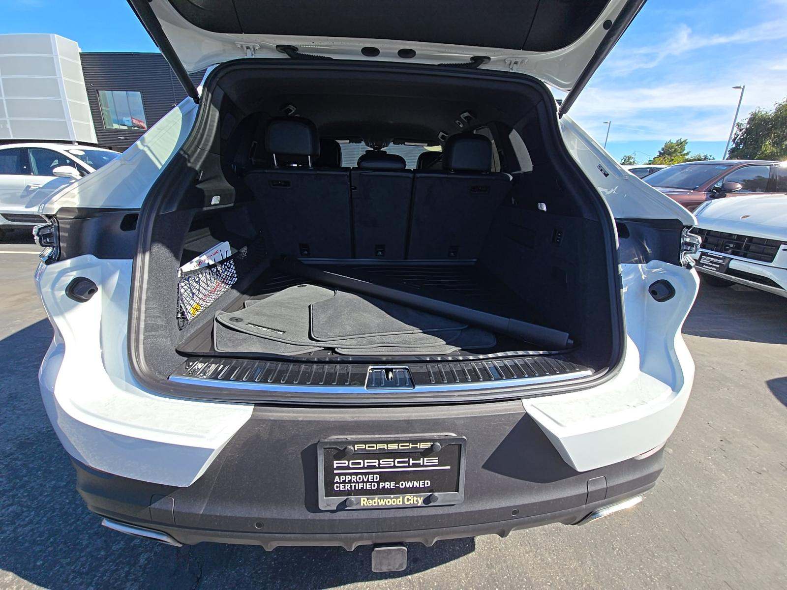 2024 Porsche Cayenne Base AWD