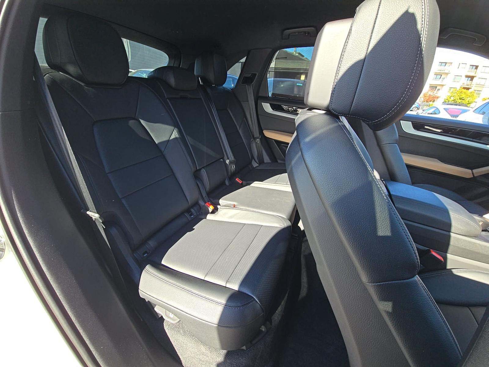 2024 Porsche Cayenne Base AWD