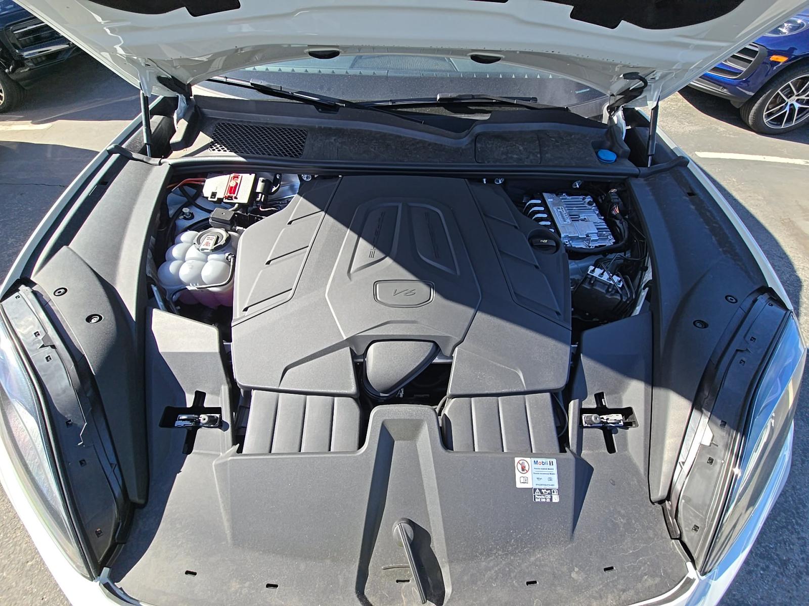 2024 Porsche Cayenne Base AWD