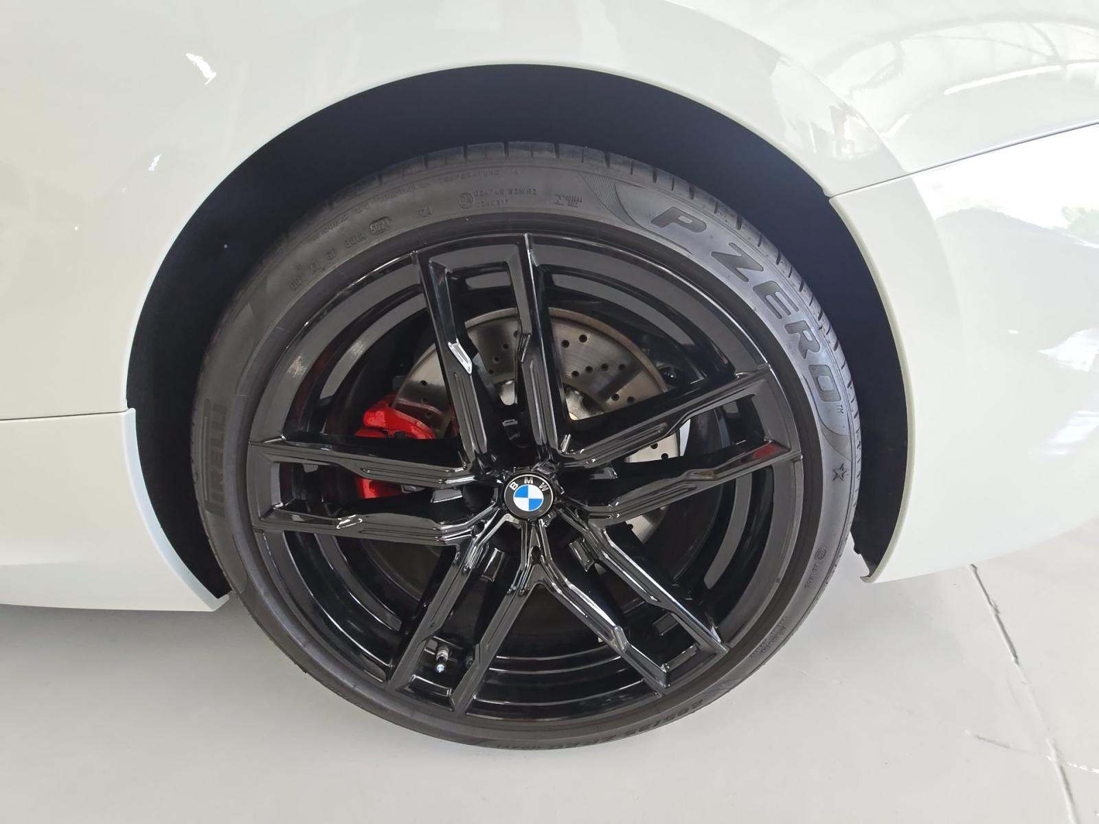 2022 BMW M8 Competition AWD