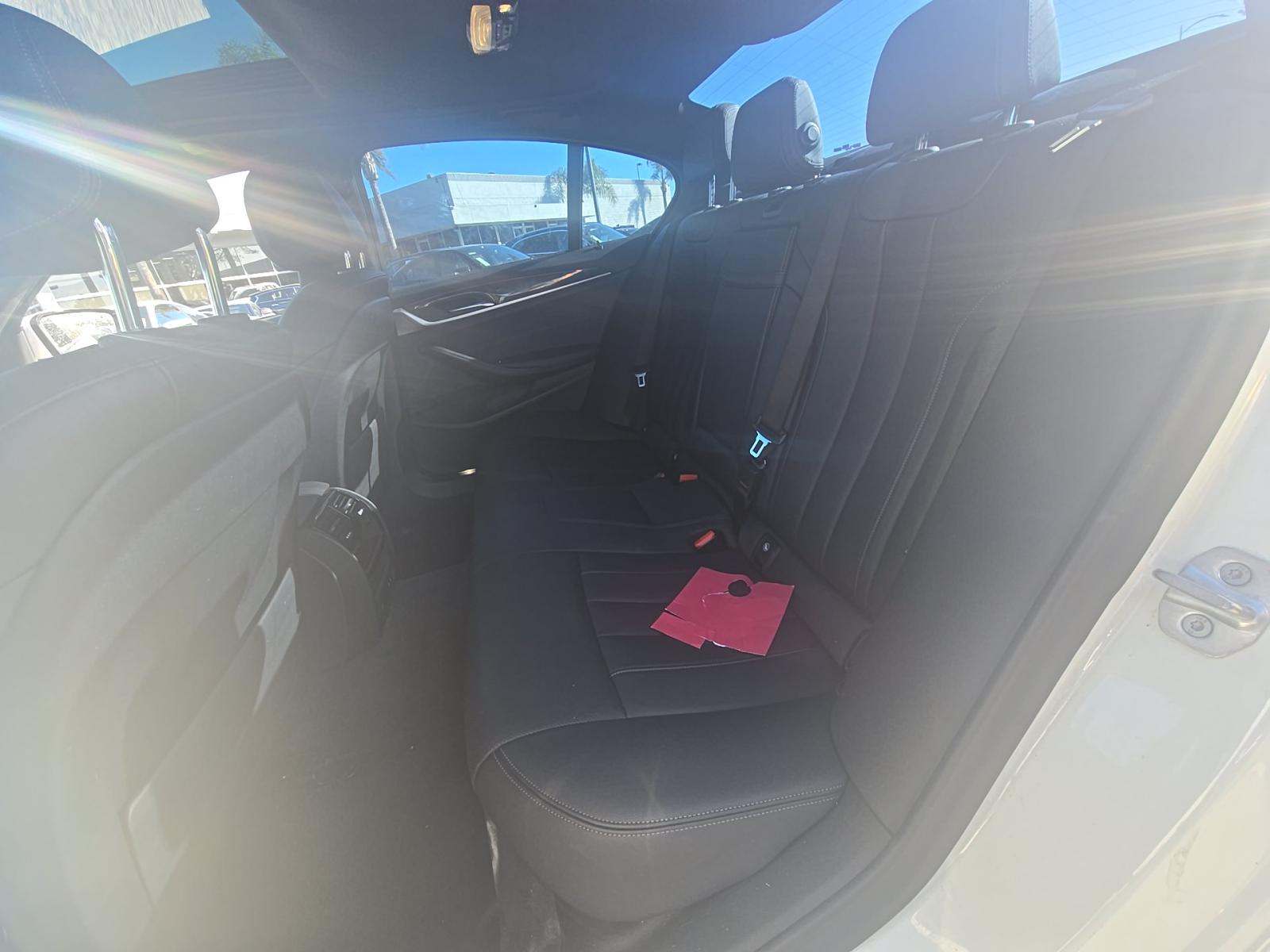 2022 BMW 5 Series 530e RWD