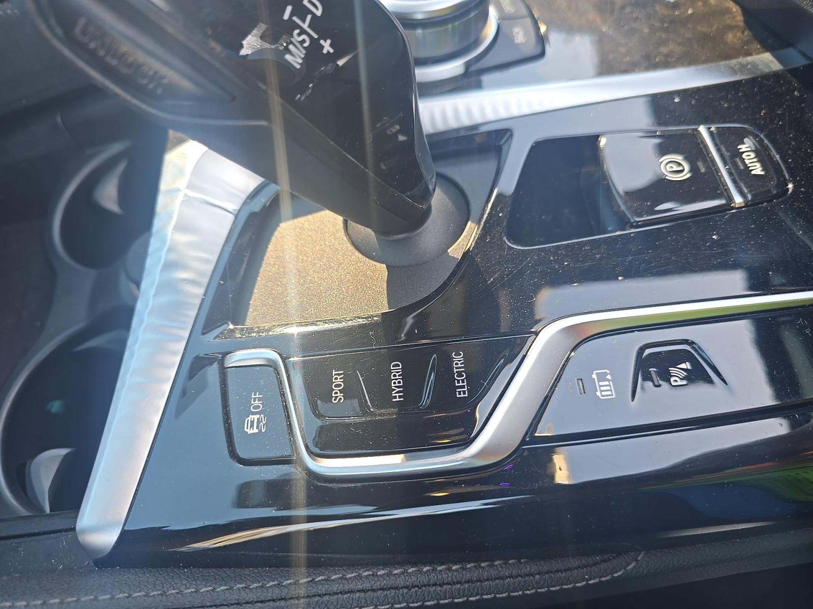 2022 BMW 5 Series 530e RWD