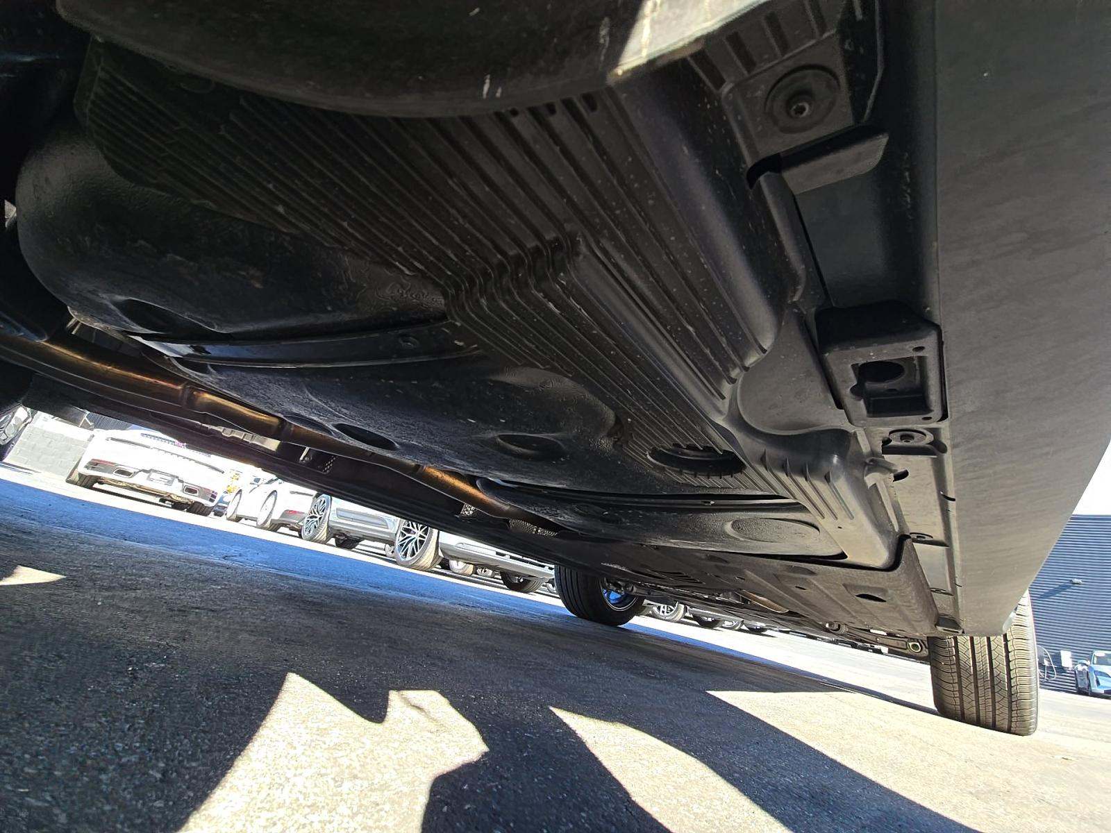 2025 Porsche Macan Base AWD