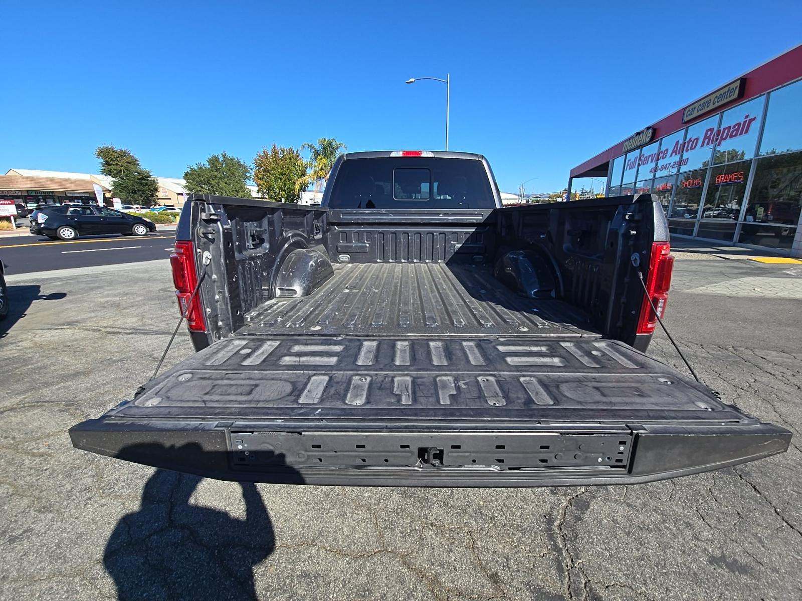 2016 Ford F-150 Platinum AWD