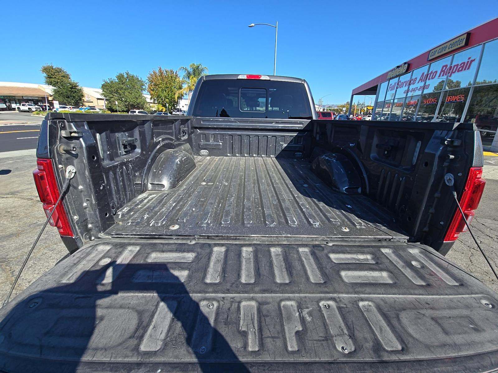 2016 Ford F-150 Platinum AWD