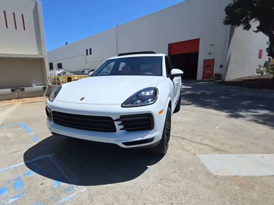 2022 Porsche Cayenne Platinum Edition