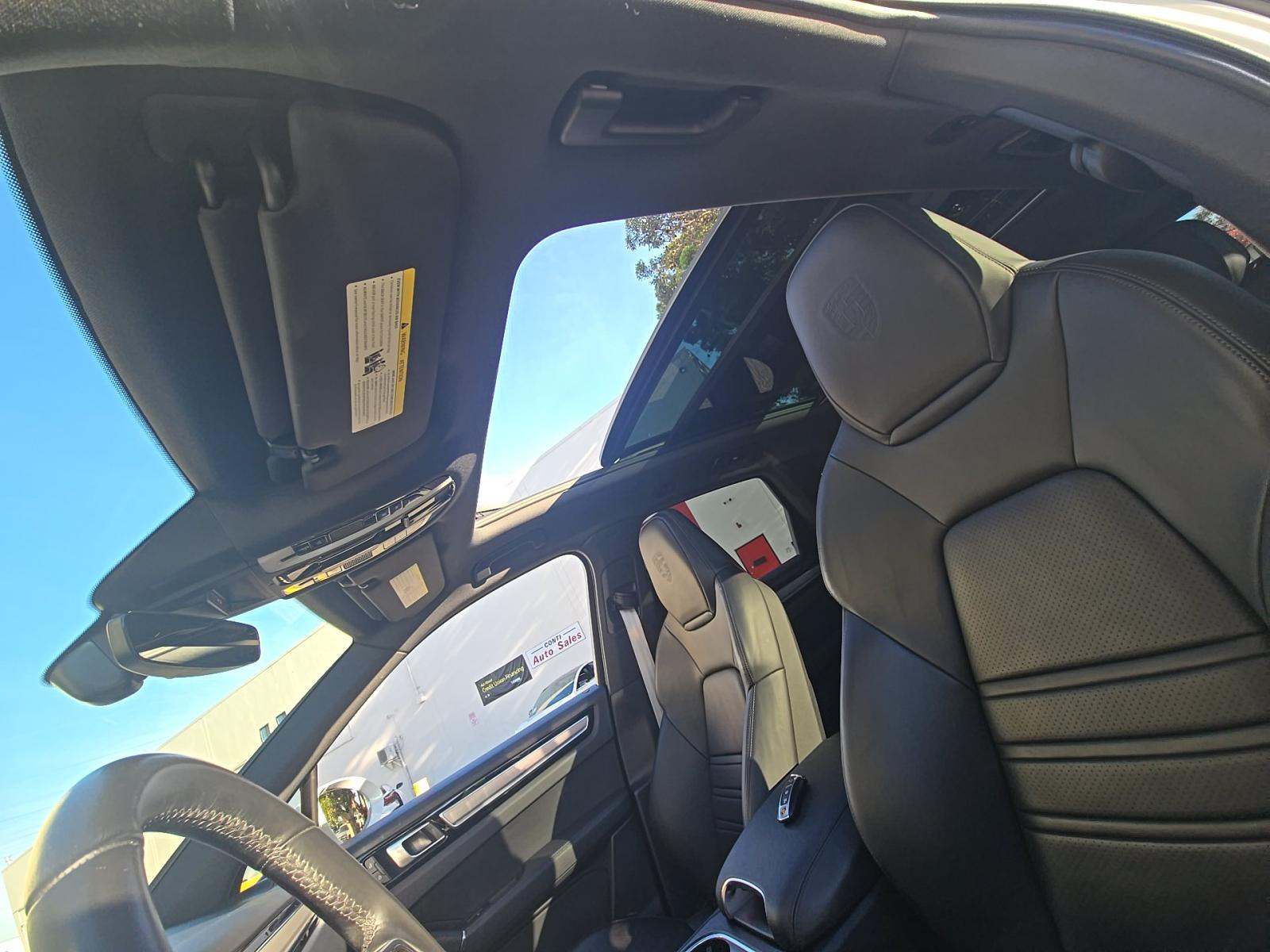 2022 Porsche Cayenne Platinum Edition AWD