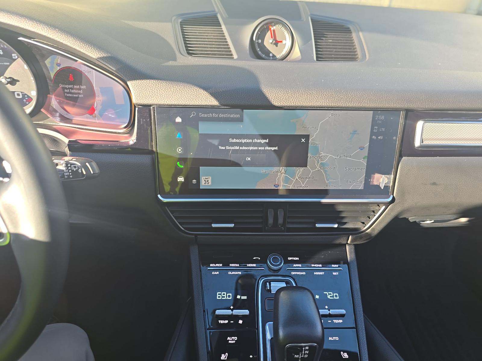 2022 Porsche Cayenne Platinum Edition AWD