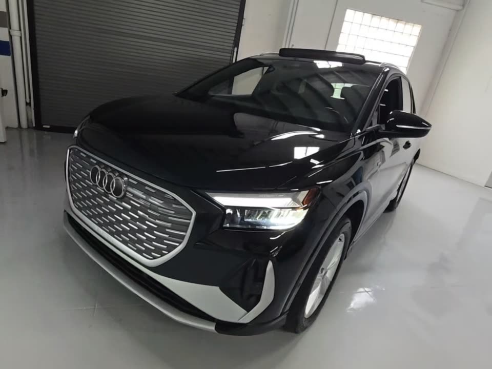 2024 Audi Q4 e-tron Premium Plus 50