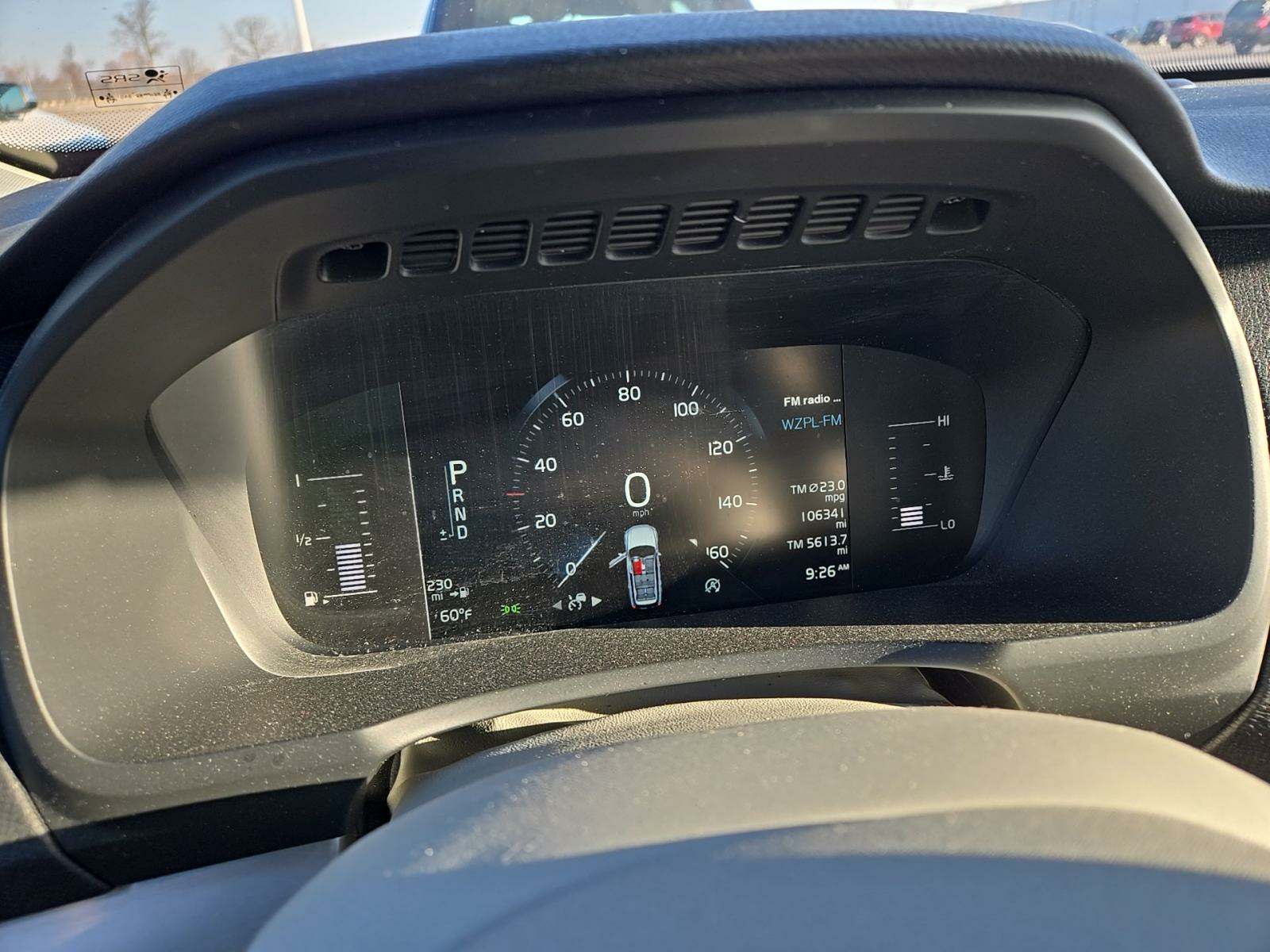 2018 Volvo XC90 T5 Momentum FWD