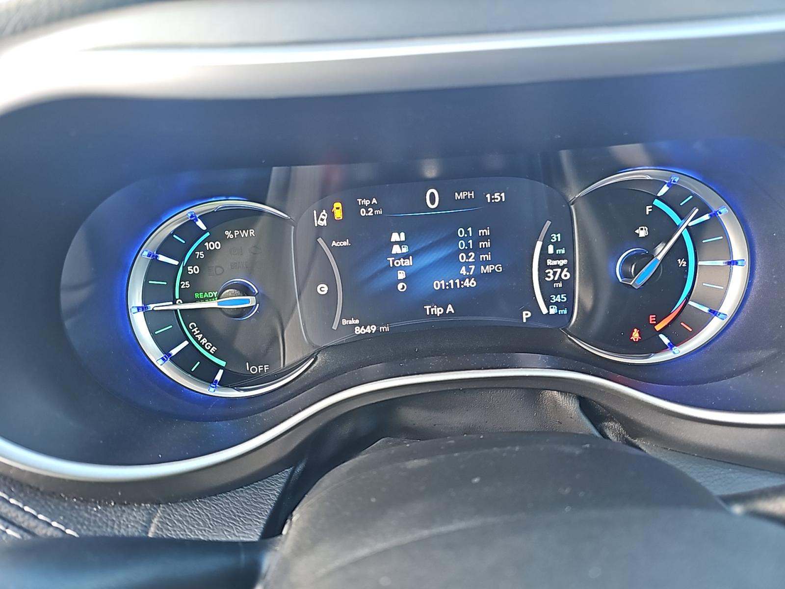 2023 Chrysler Pacifica Hybrid Touring L FWD