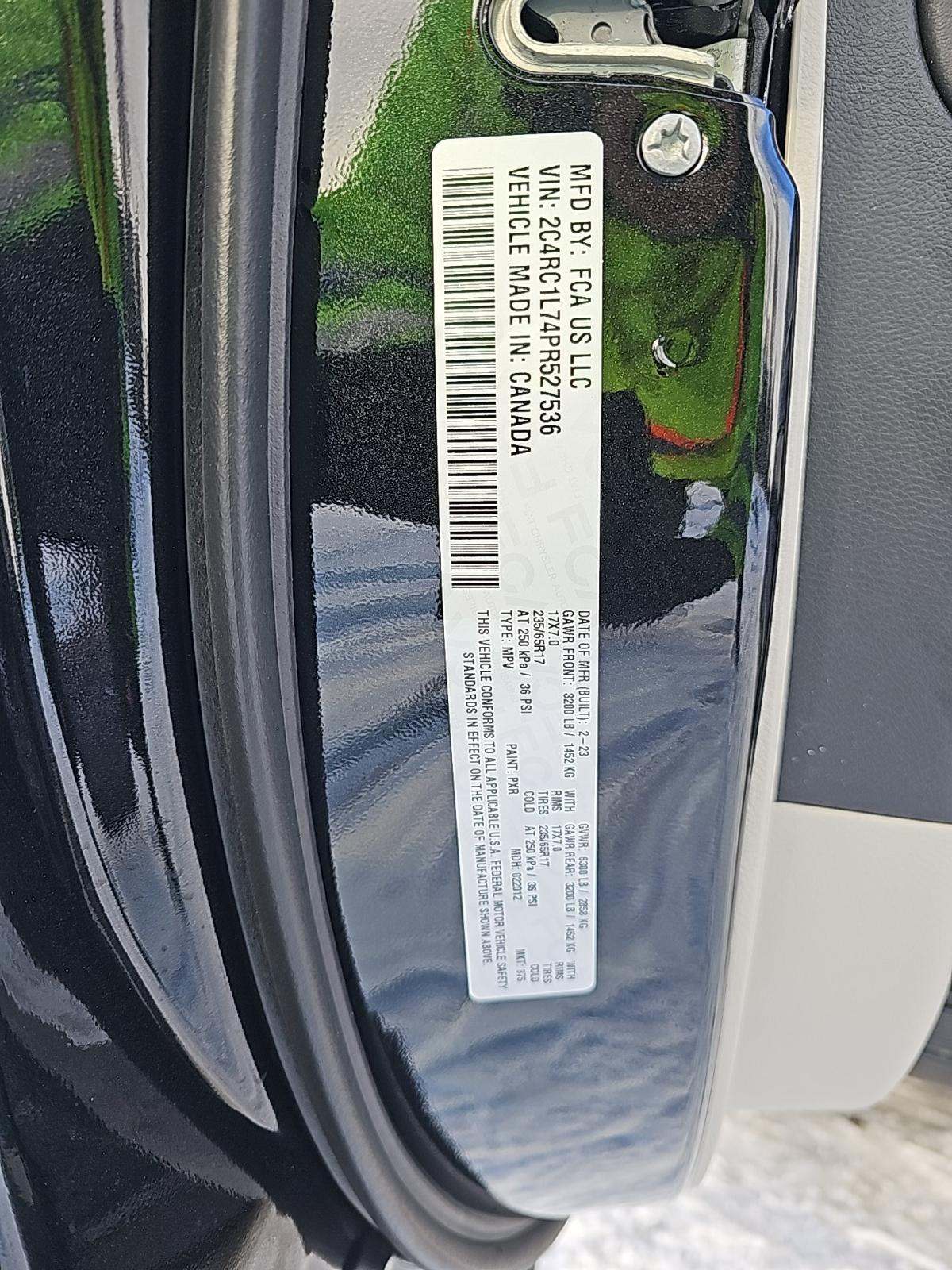 2023 Chrysler Pacifica Hybrid Touring L FWD