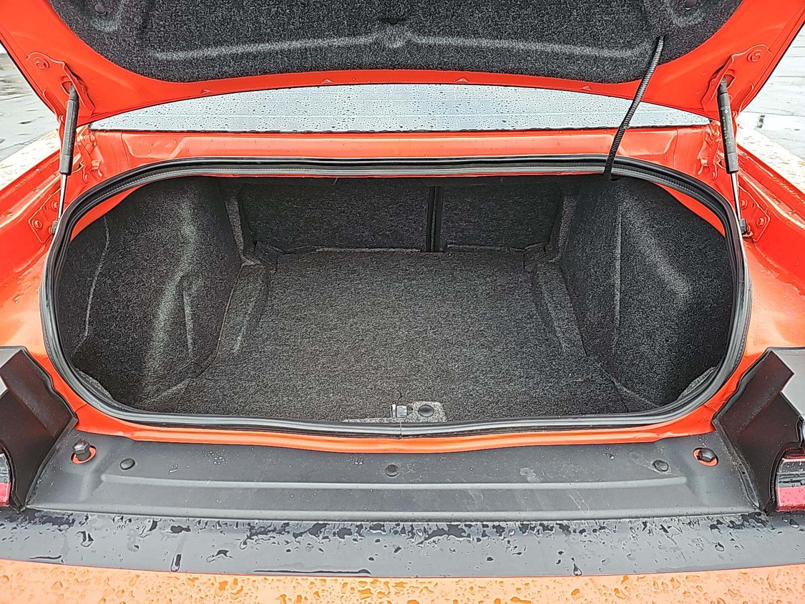 DODGE CHALLENGER - 10