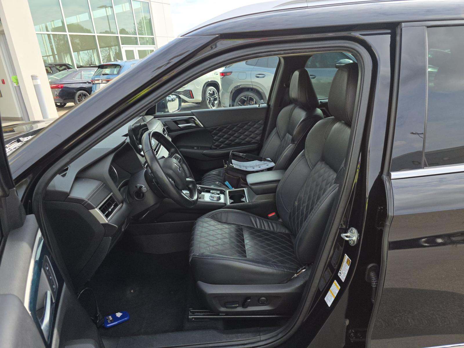 2022 Mitsubishi Outlander SEL Special Edition FWD