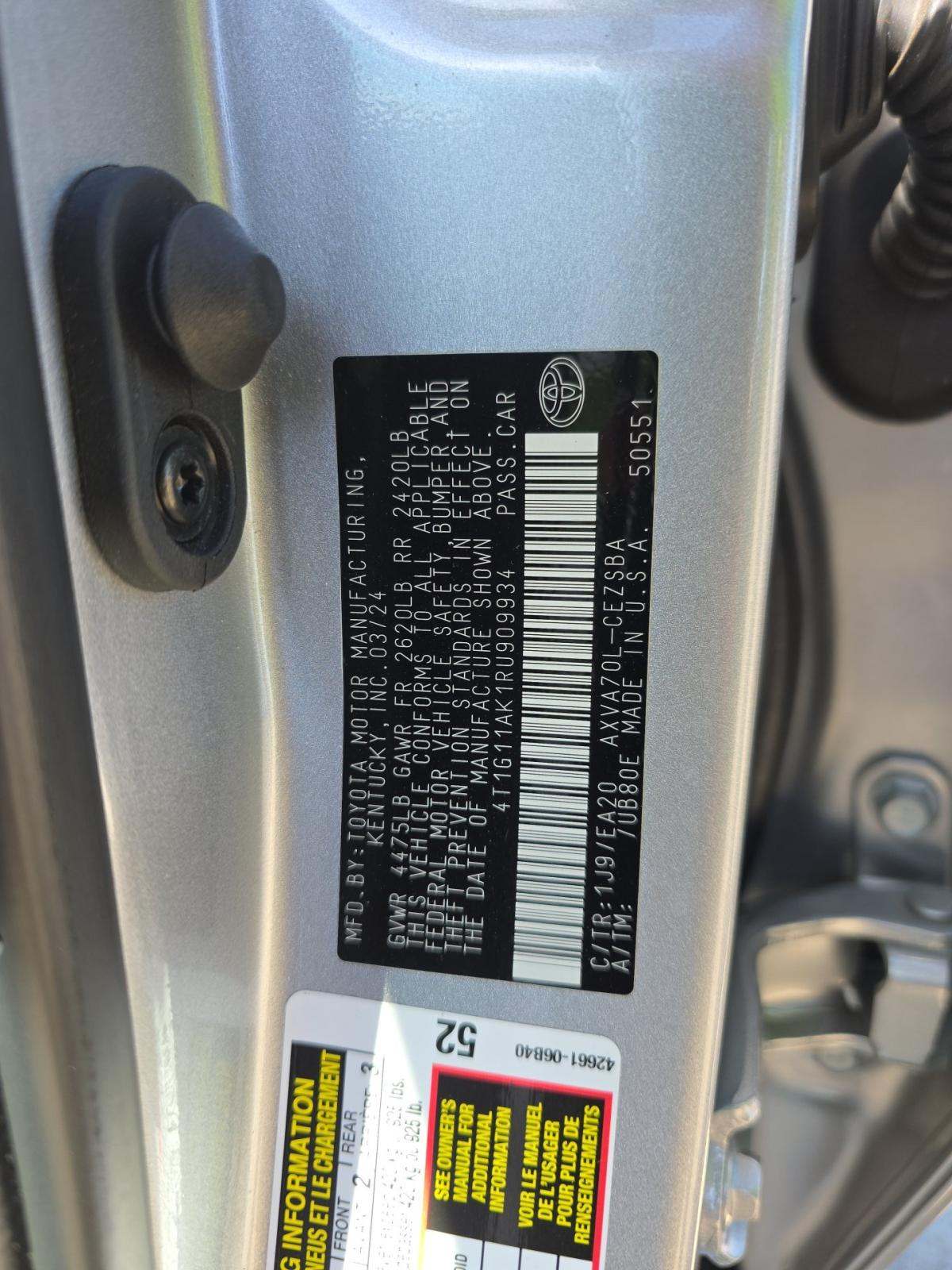 2024 Toyota Camry SE FWD