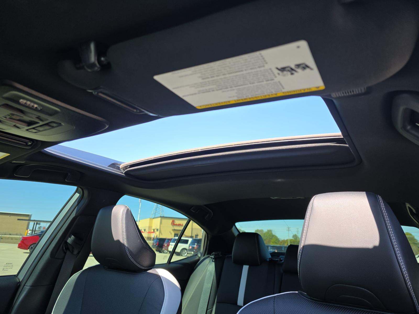 2025 Toyota Camry SE FWD