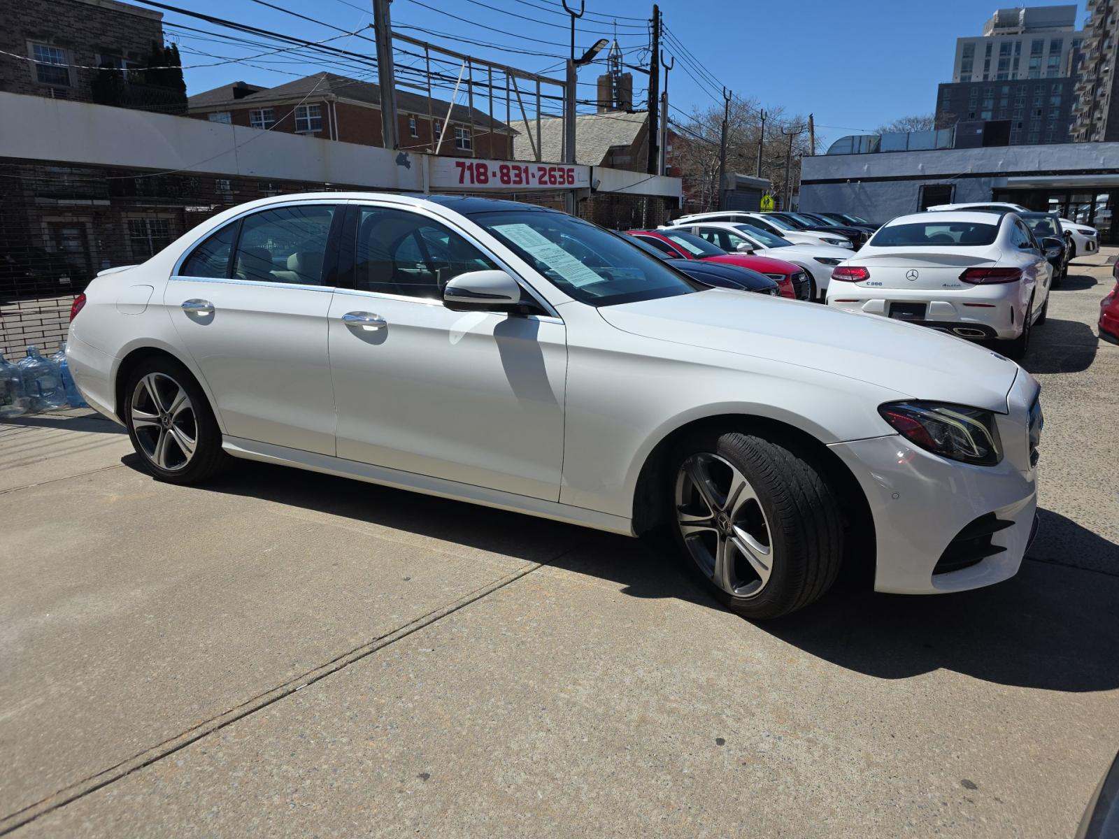 MERCEDES-BENZ E-CLASS - 4