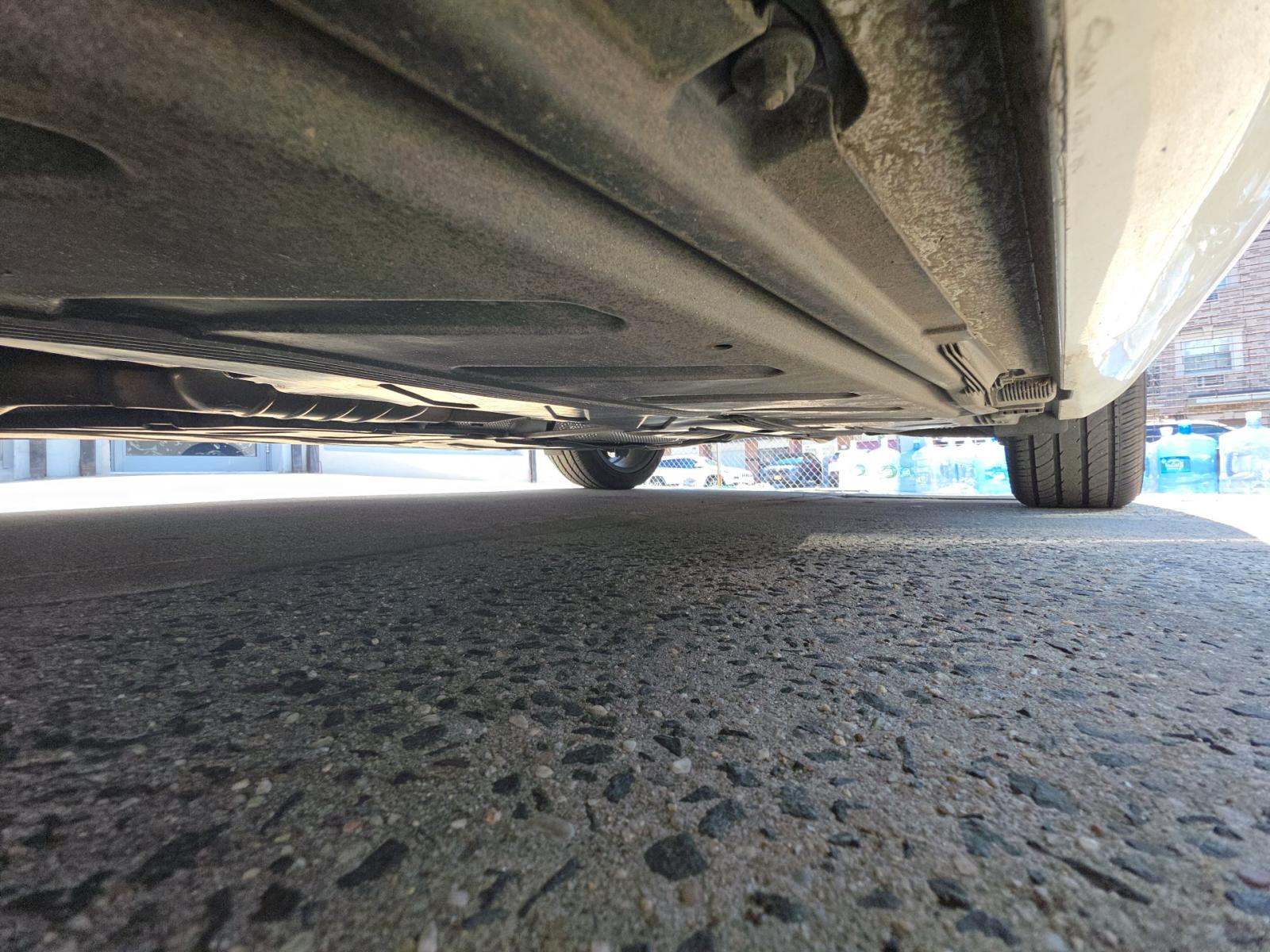 MERCEDES-BENZ E-CLASS - 7