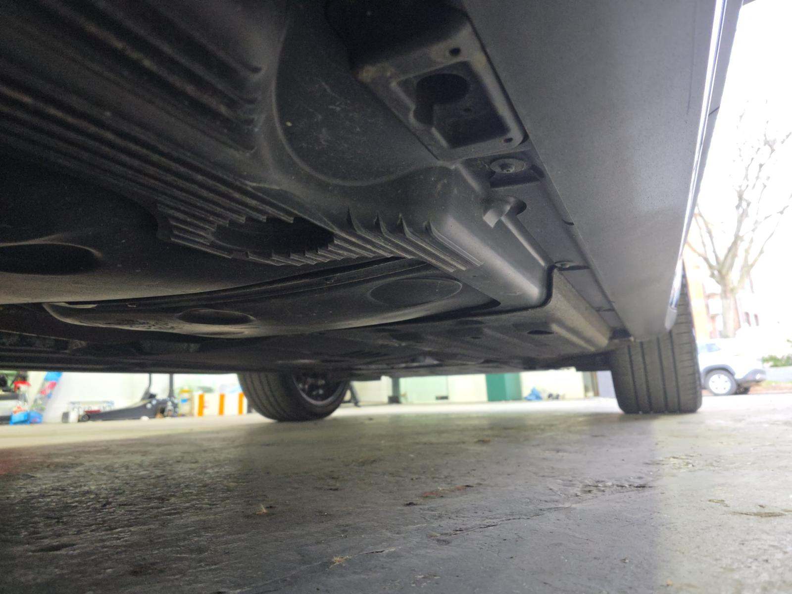 2022 Porsche Macan Base AWD