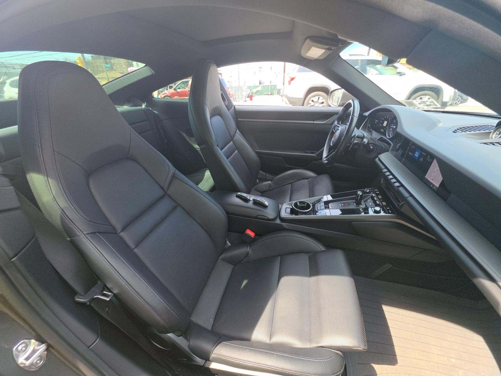 2020 Porsche 911 Carrera RWD