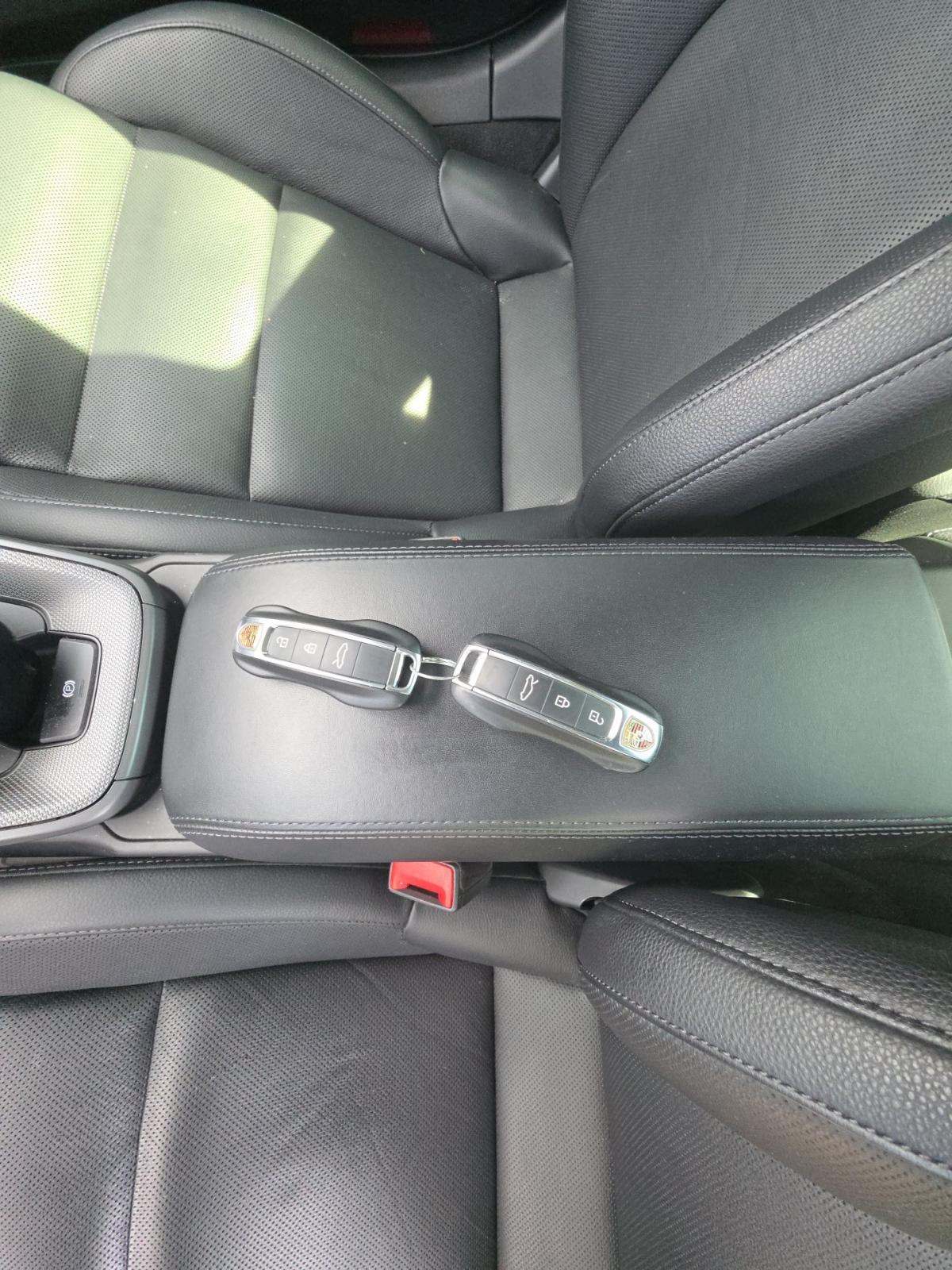 2020 Porsche 911 Carrera RWD