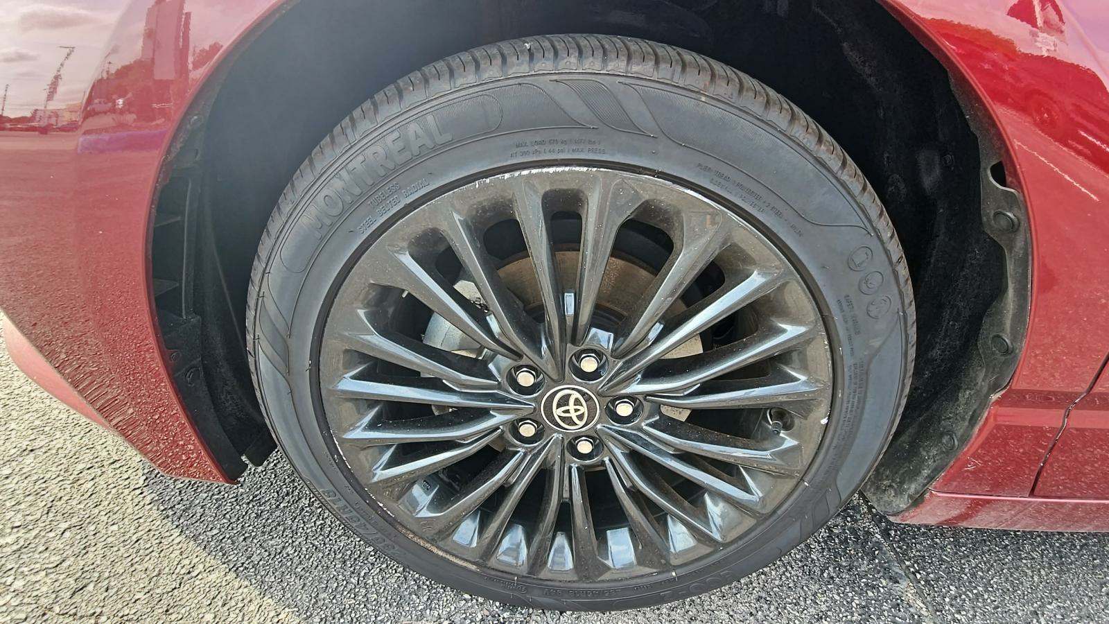 2020 Toyota Avalon Hybrid XSE FWD