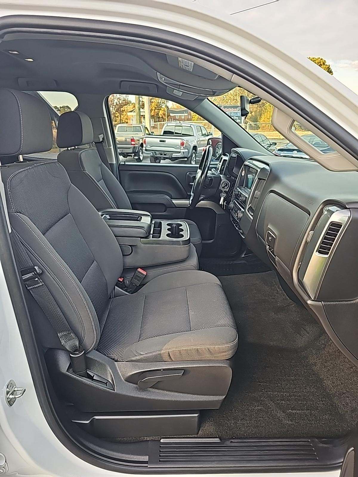 2018 Chevrolet Silverado 1500 LT RWD